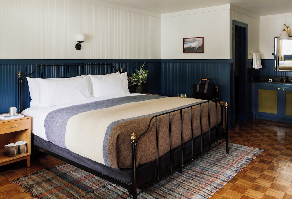 Anvil Hotel - photo 32