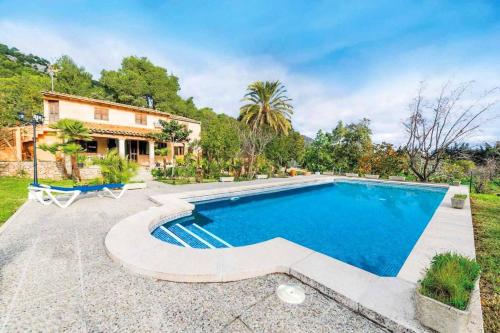 Can Salas Gran - carbon neutral hotel in Pollenca