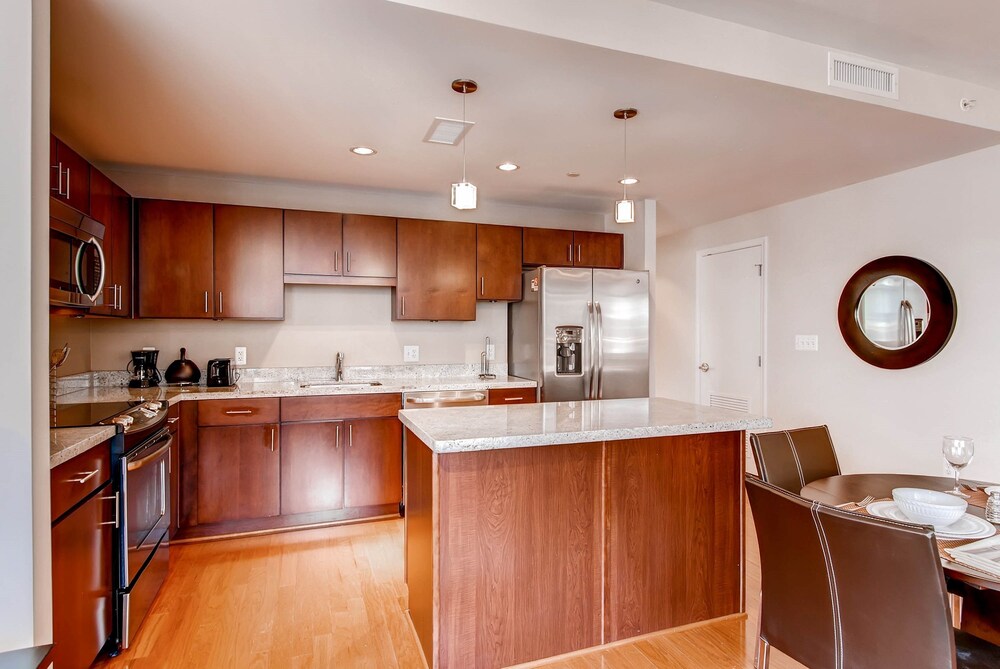 Global Luxury Suites At Tysons Corner - photo 10
