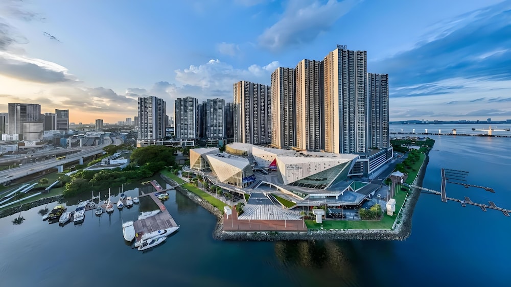 R&F Studio 5min walk to CIQ 4 pax — 5-Star Luxury Hotel in Johor Bahru, Malaysia