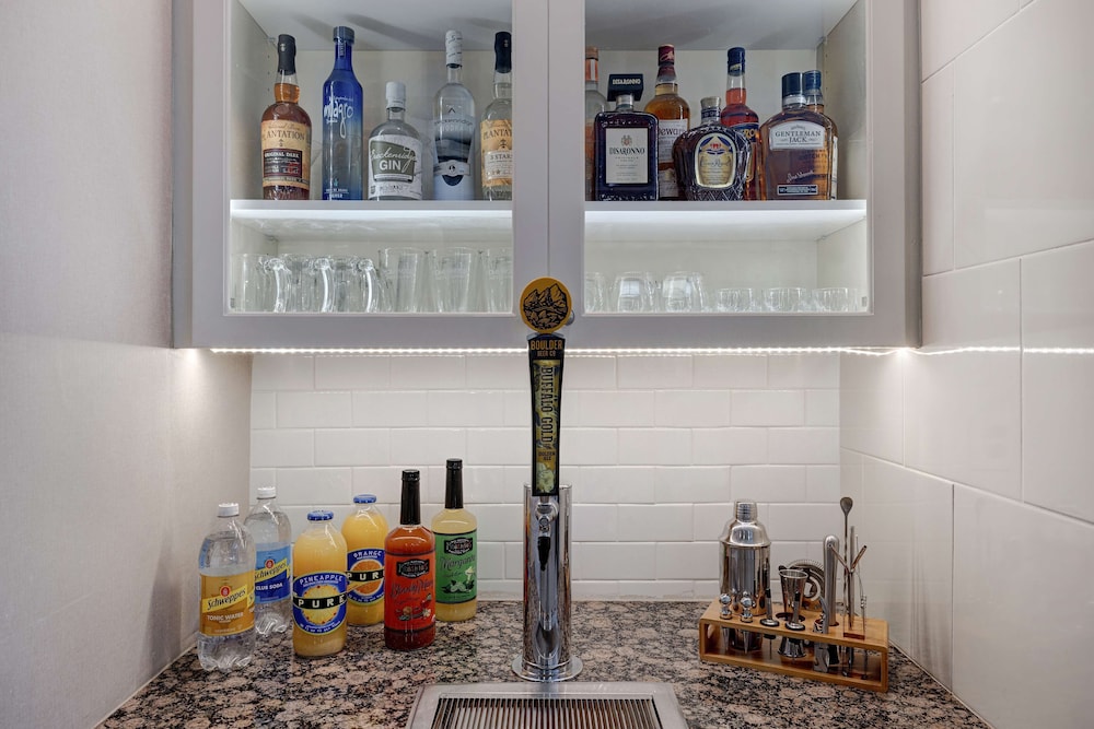 Homewood Suites by Hilton Boulder - photo 45