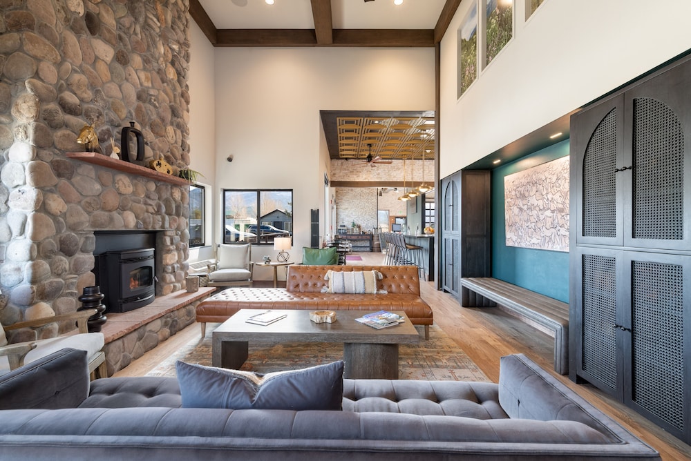 MTN Lodge Ridgway - photo 3