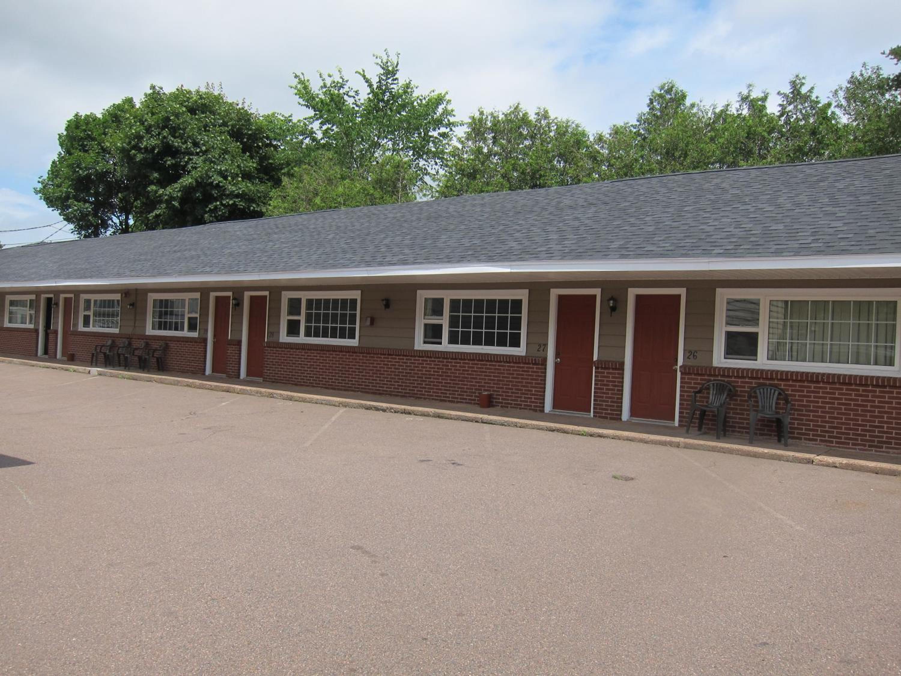 Stonehouse Motel and Restaurant — Truro — photo 3