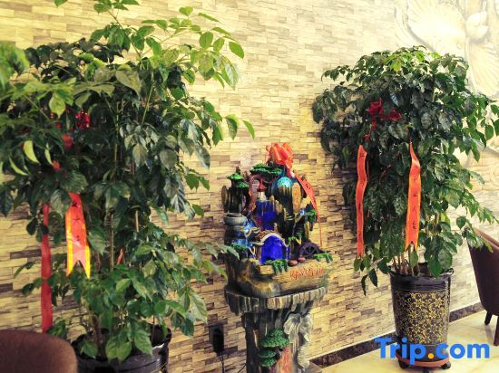 Roman Hotel Baiyangdian - carbon neutral hotel in Baoding