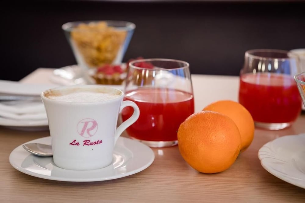 La Ruota — hotel in Morbegno