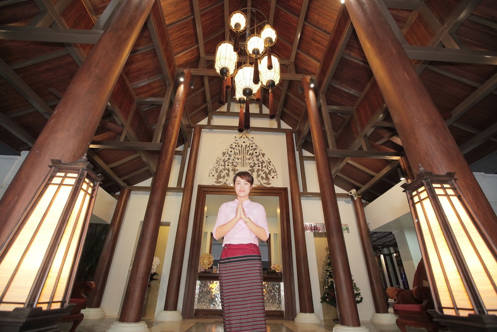 Wiang Kaew Hotel — Phu Phiang — photo 2