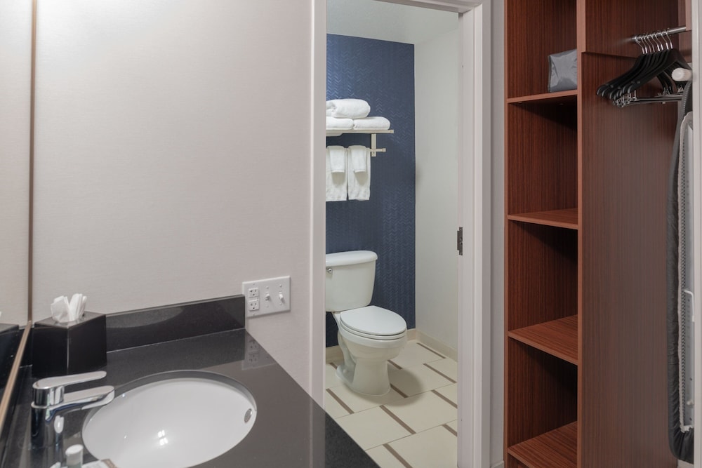 Fairfield Inn by Marriott Boston Tewksbury Andover - photo 27