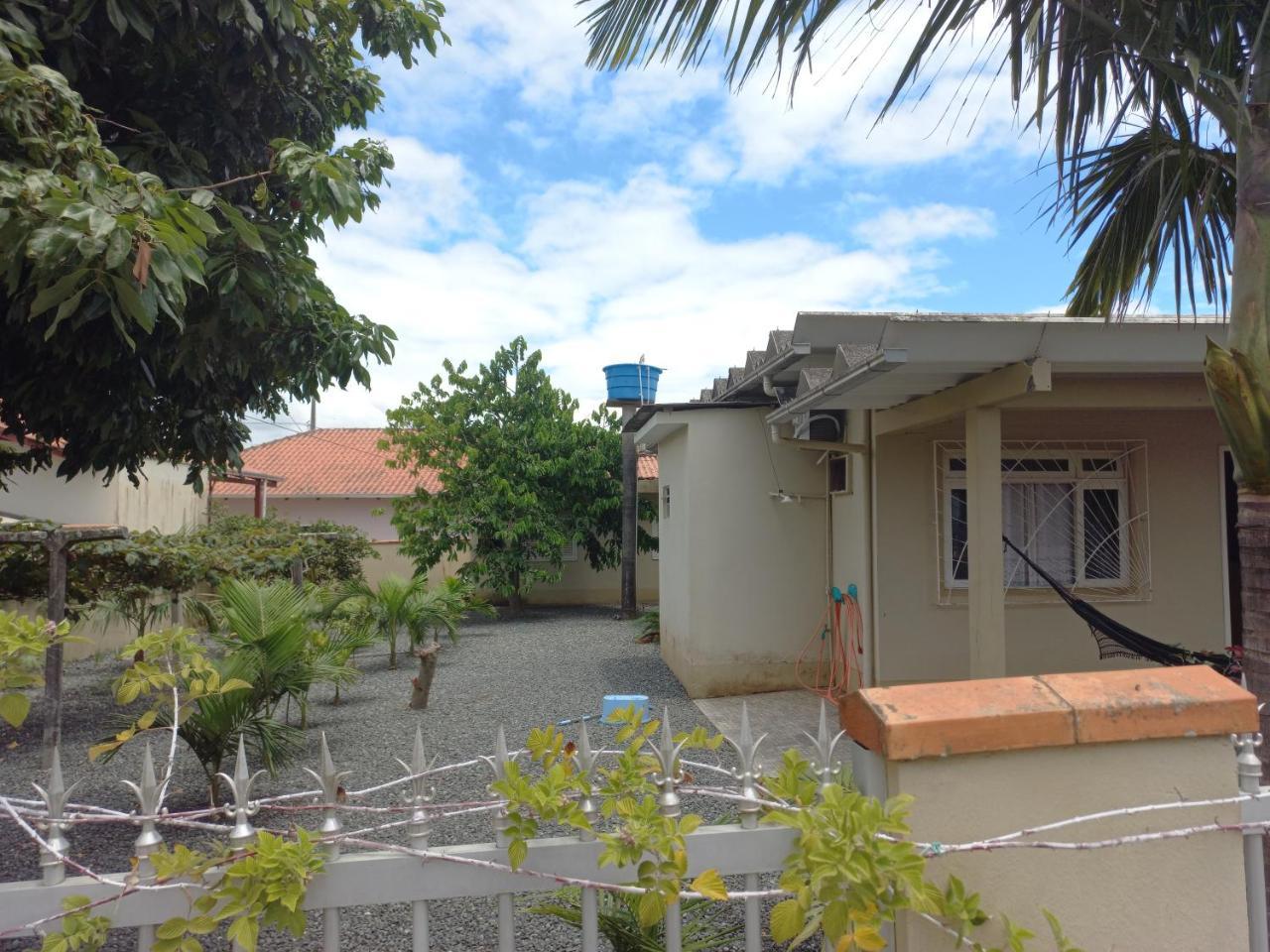 Casa No Centro de Penha