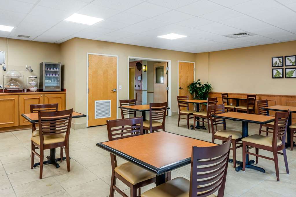 Sleep Inn and Suites Ocala Belleview - photo 34