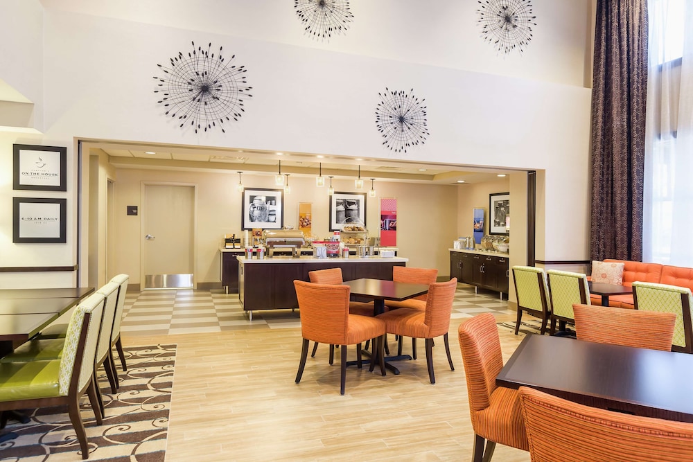 Hampton Inn & Suites San Bernardino - photo 27