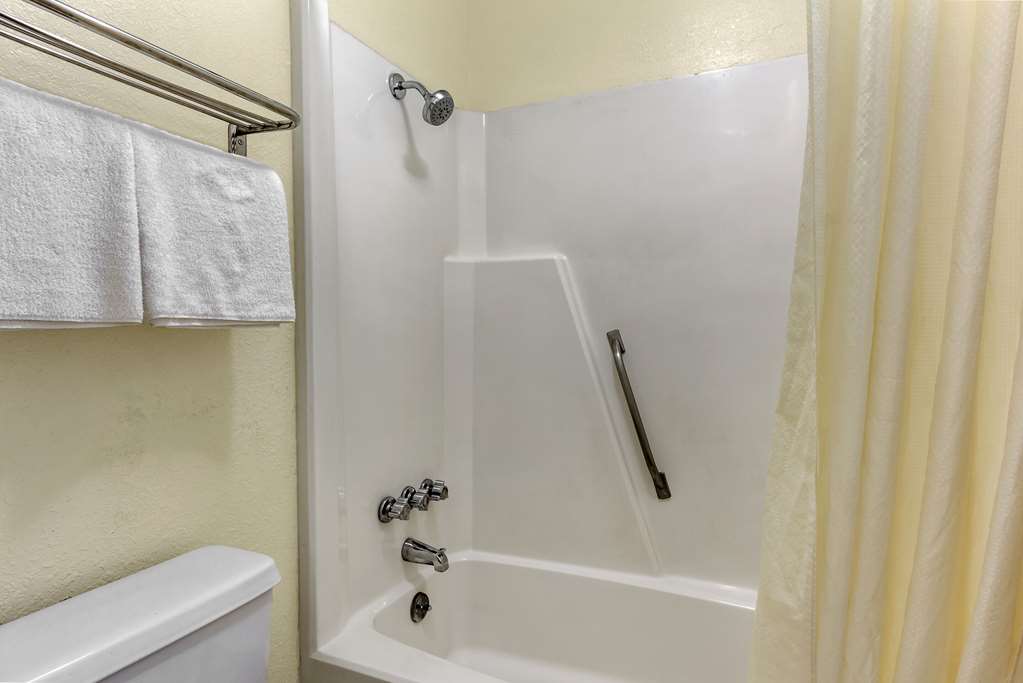 Econo Lodge St. George - photo 24