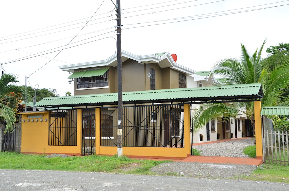 Aparthotel Herrera in Puerto Jimenez, Costa Rica