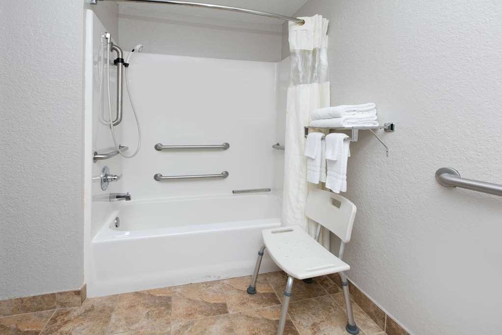 Microtel Inn & Suites by Wyndham Oklahoma City Airport - photo 7