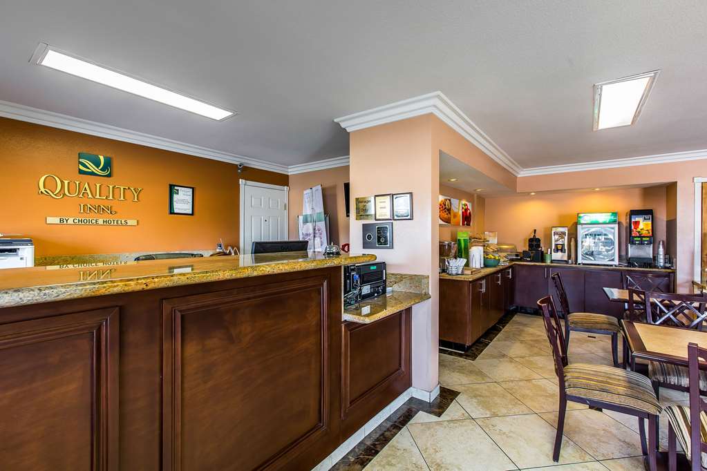 Quality Inn Lake Elsinore I 15 - photo 10