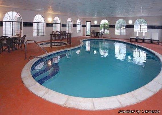 Comfort Suites at UNT - photo 9