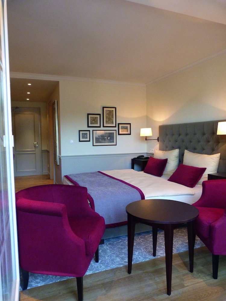 Parkhotel Surenburg — hotel in Hoerstel