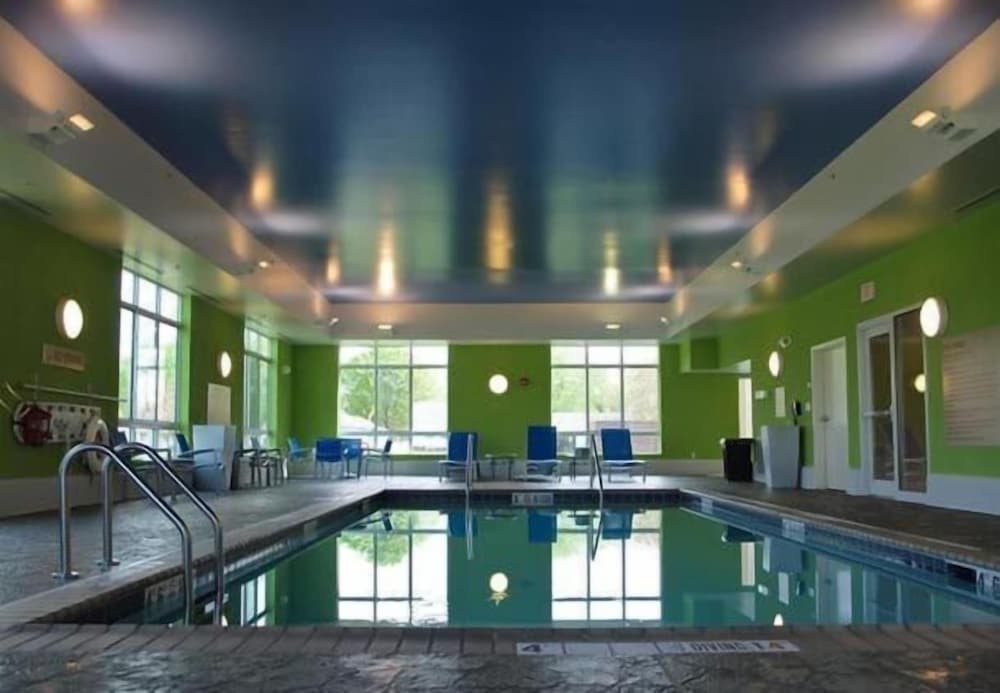 TownePlace Suites by Marriott Vincennes - photo 22