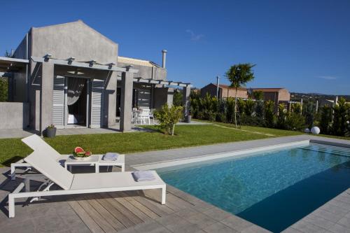 Villa Lefteris — 4-Star Luxury Hotel in Argostolion, Greece