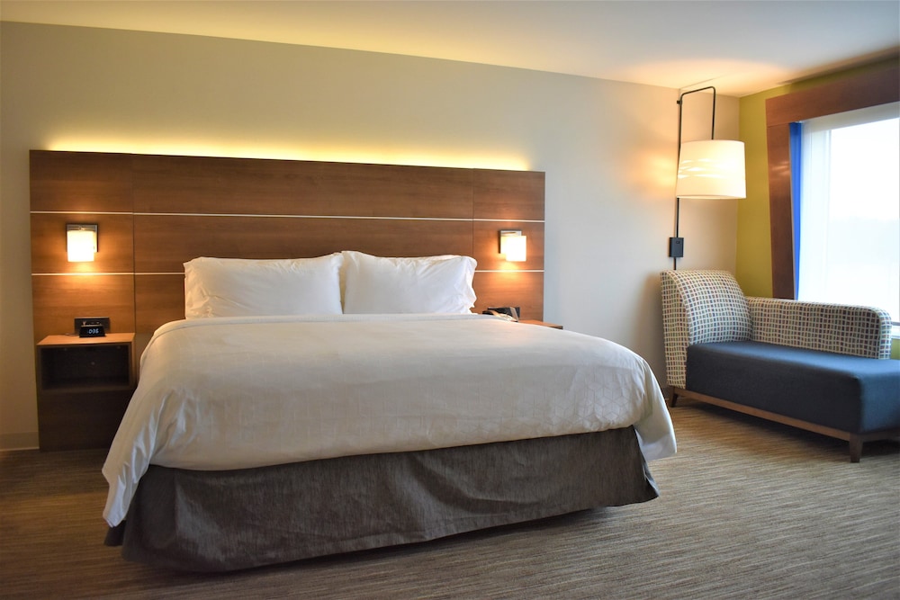 Holiday Inn Express and Suites Gettysburg by IHG - photo 10