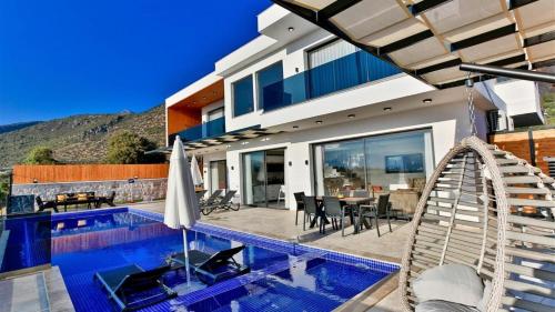 Uzumlu Village 3 Bedroom Villa 2180 — 4-Star Luxury Hotel in Kalkan, Turkey