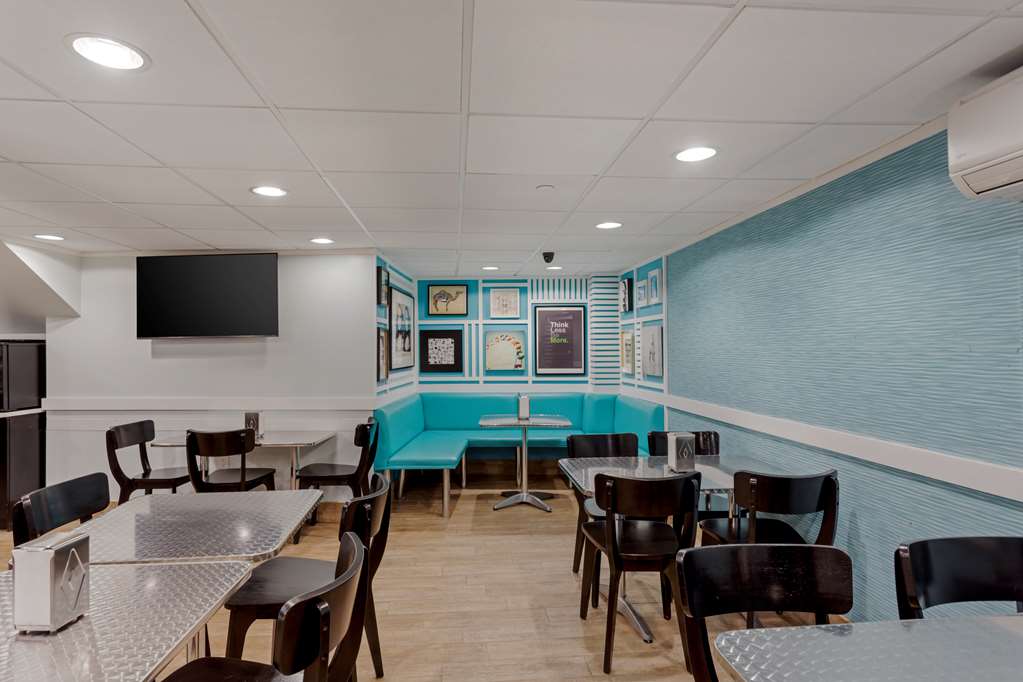 Best Western Plus Brooklyn Bay Hotel - photo 14