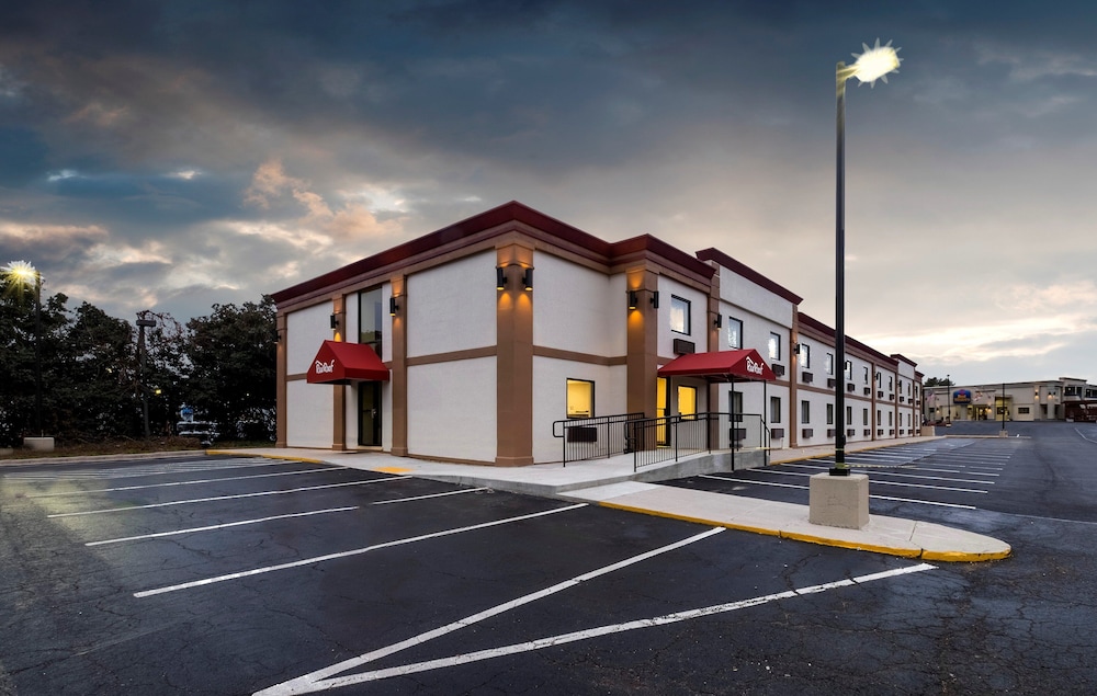 Red Roof Inn Annapolis - photo 32