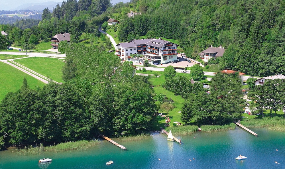 Hotel Ferienwohnungen Gabriel — hotel in Keutschach Am See
