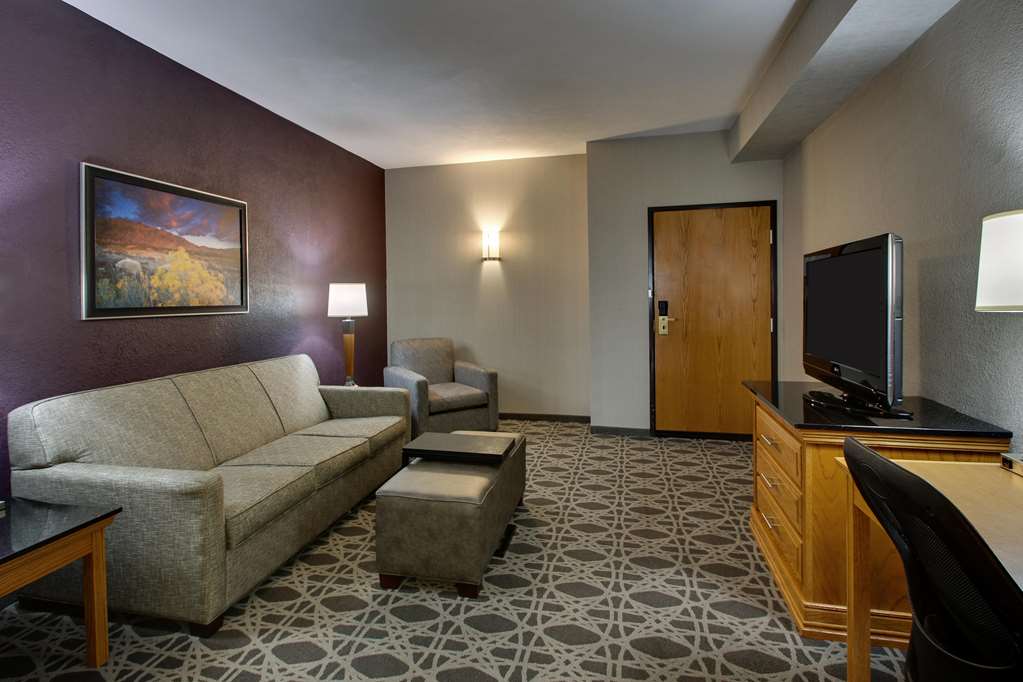 Drury Inn & Suites Albuquerque North - photo 17
