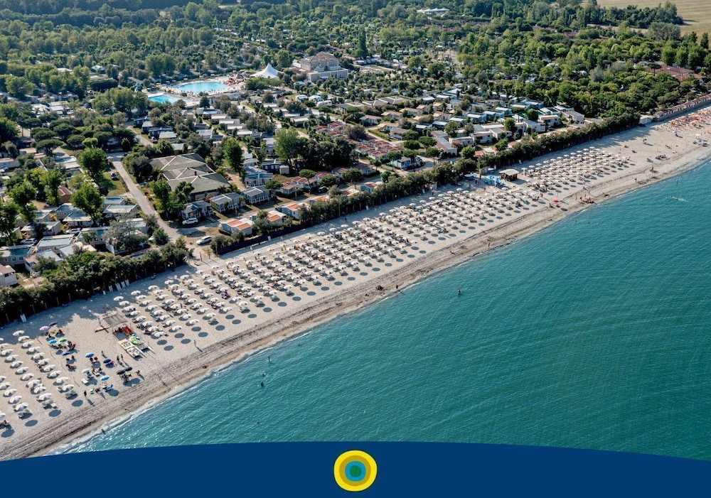 Club Del Sole Vigna Sul Mar Family Collection — Comacchio