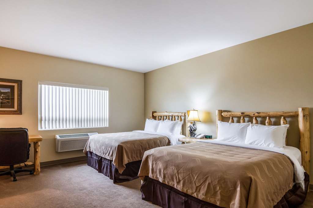 Quality Inn Selah North Park - photo 8