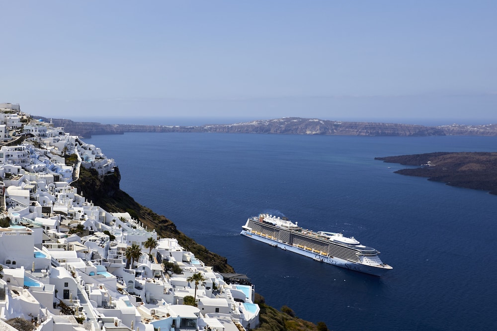Damigos Caldera World — Fira — photo 2