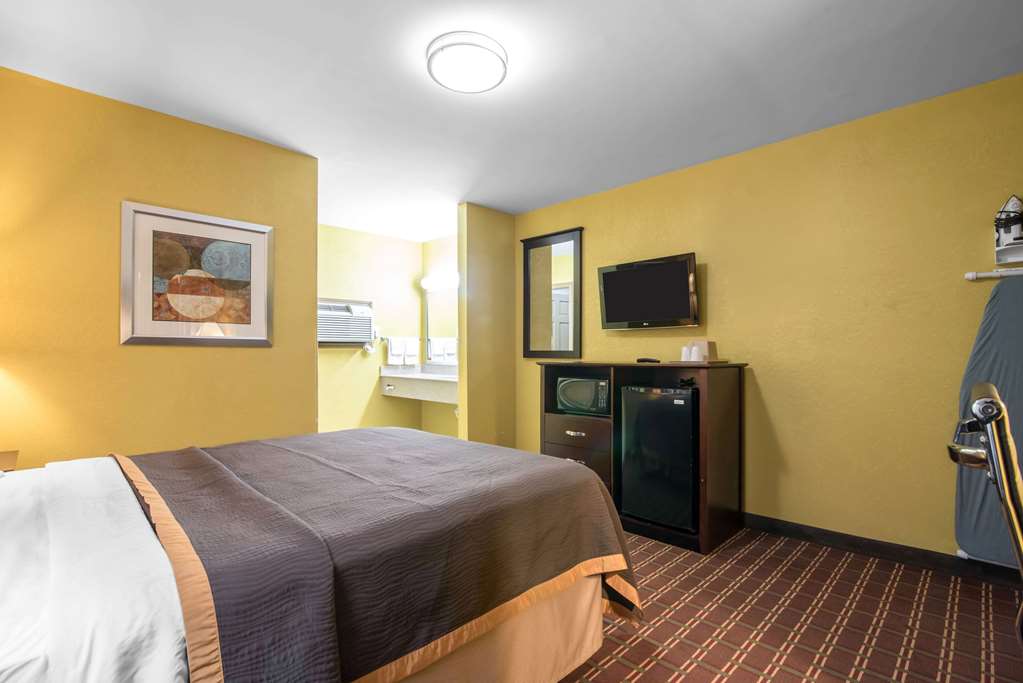 Rodeway Inn Towanda - photo 17