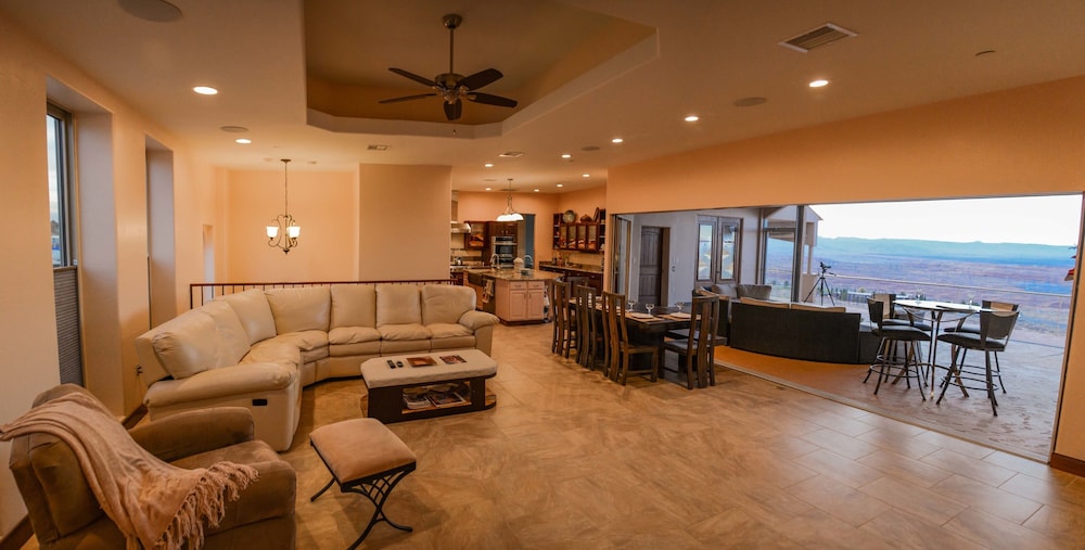 Oasis on the Rim - photo 48
