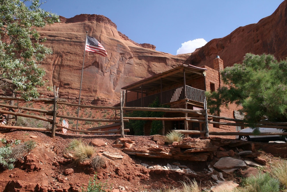 Goulding's Lodge - photo 31