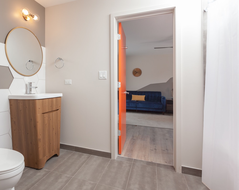 4411 Inn & Suites - photo 35