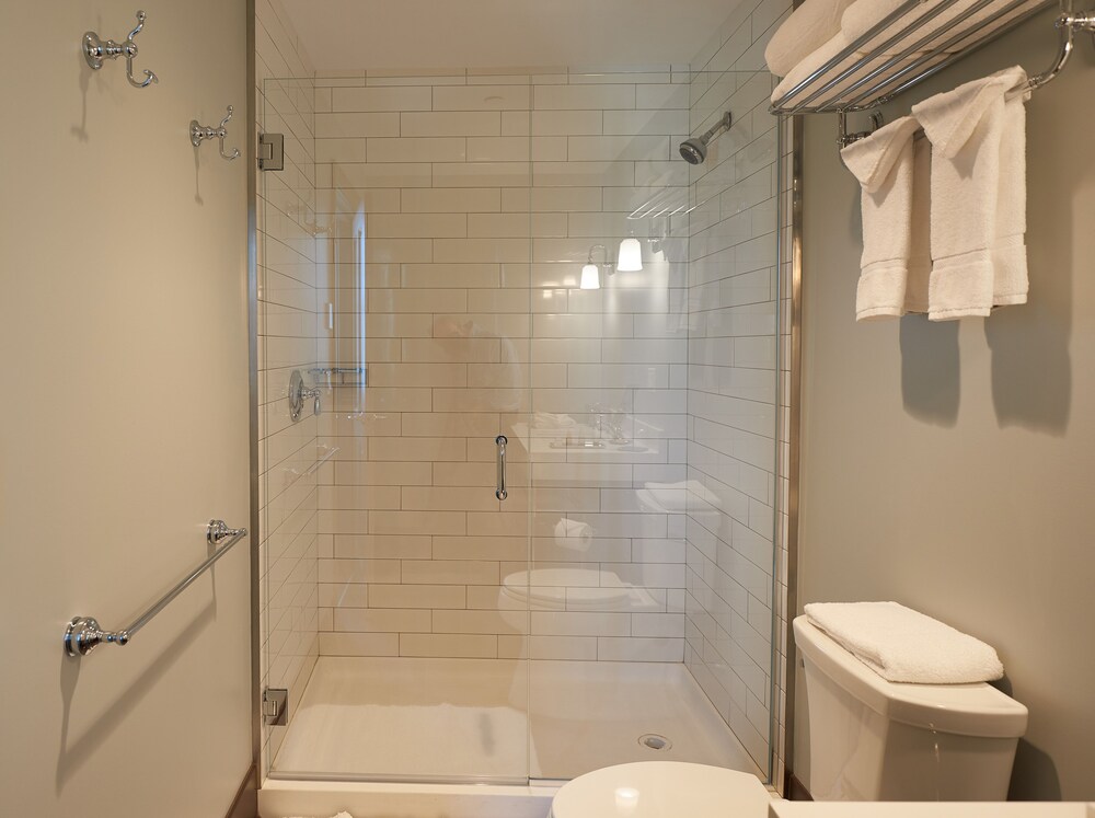 The Groton Inn - photo 28