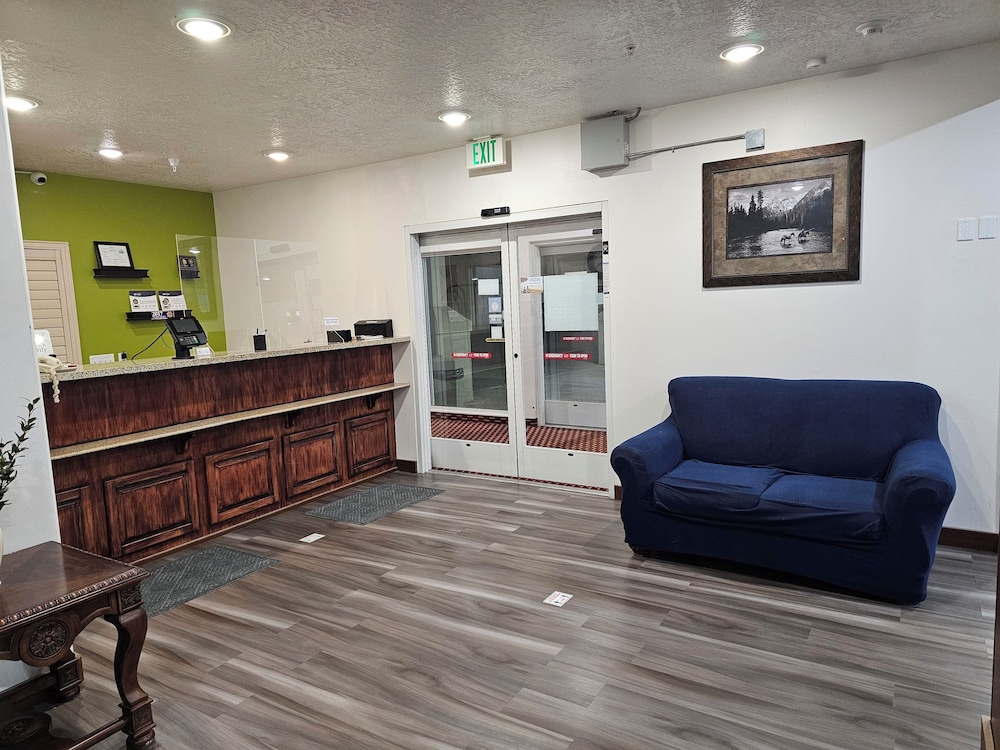 Executive Inn and Suites Extended Stay in Vernal - photo 4