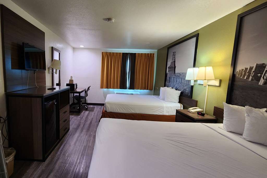 Super 8 by Wyndham Austin North University Area - photo 13