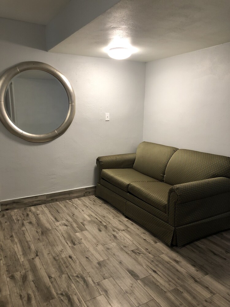 Bay Breeze Inn Bradenton Downtown - photo 9