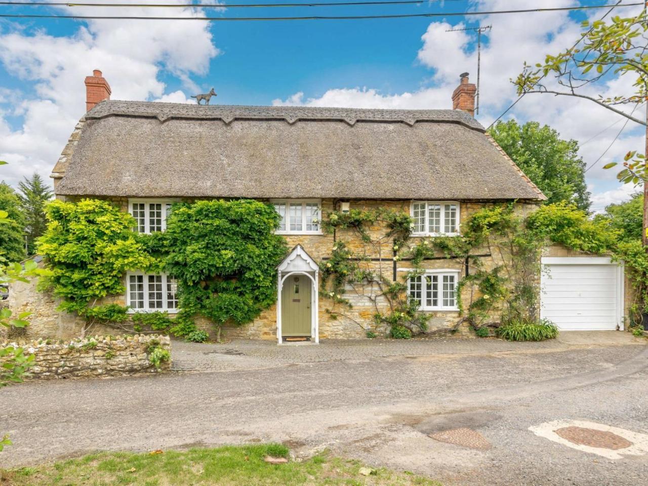 3 Bed in Beaminster oc 87914 — hotel in Beaminster