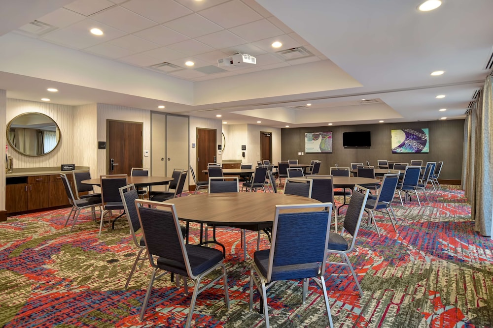 Hampton Inn Pleasant View TN - photo 43