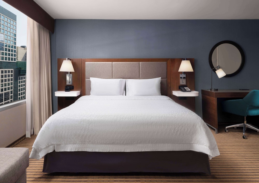 Hampton Inn Chicago Downtown Magnificent Mile - photo 7