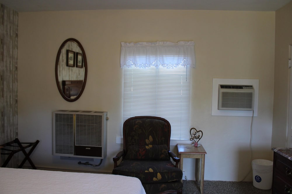 The Bonnie Inn Unit 1 - photo 5