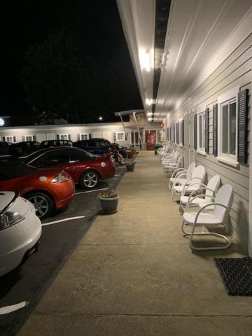 The Saco Motel - photo 4