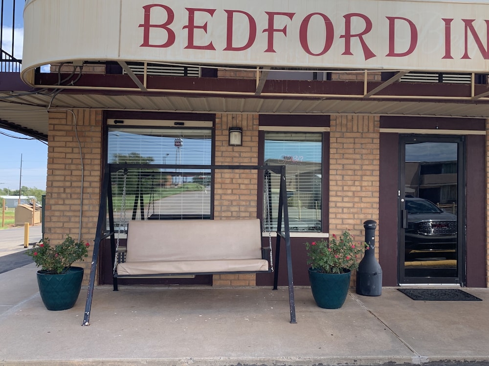 Bedford Inn - photo 13