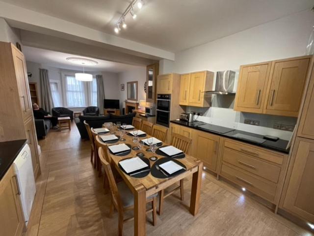 Dog Friendly Town House — 4-Star Luxury Hotel in Paignton, United Kingdom