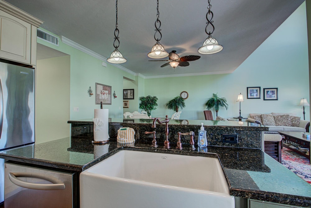 Anna Maria Island Beach Palace - photo 29