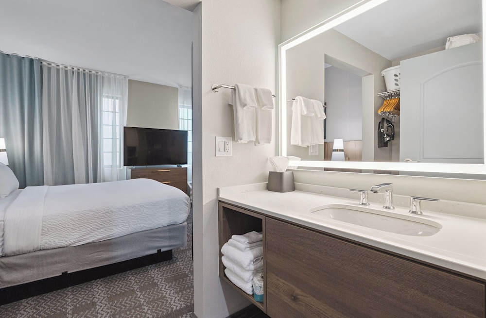 Staybridge Suites Sacramento Woodland - photo 69