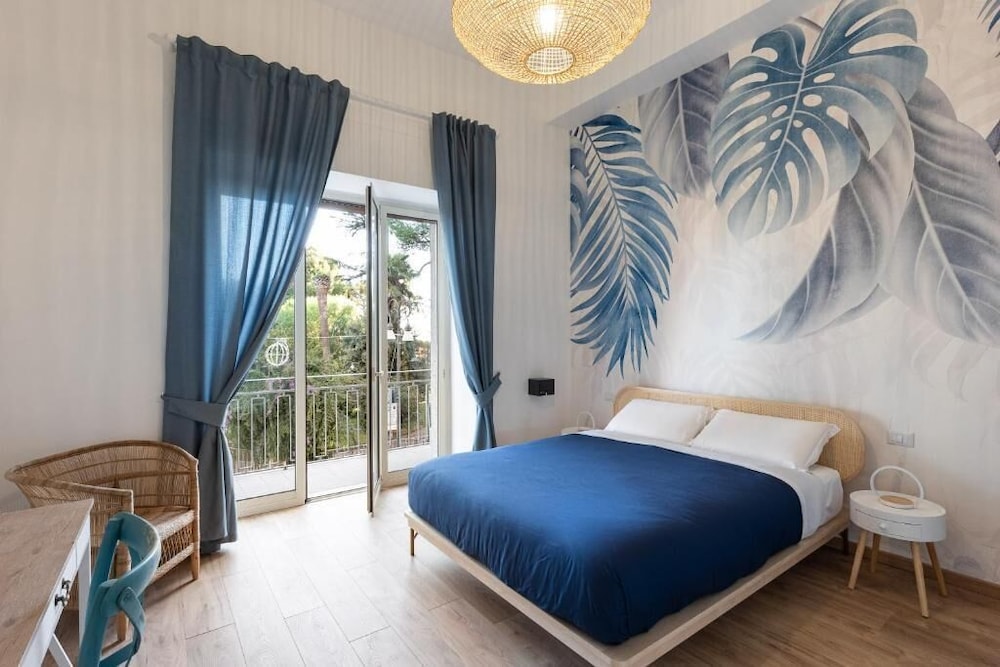 B&B Vitruvio Suites — 4-Star Luxury Hotel in Formia, Italy