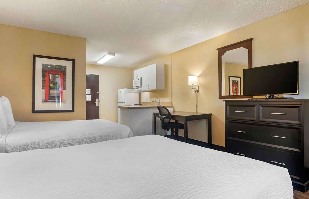 Extended Stay America Suites Palm Springs Airport - photo 25
